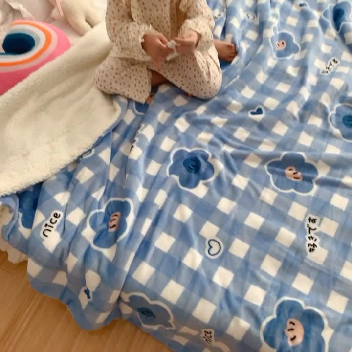 91家纺网 家纺一手货源 找家纺 川悦生活2020新款羊羔绒毯子卡通亲肤牛奶绒毛毯 爱心兰