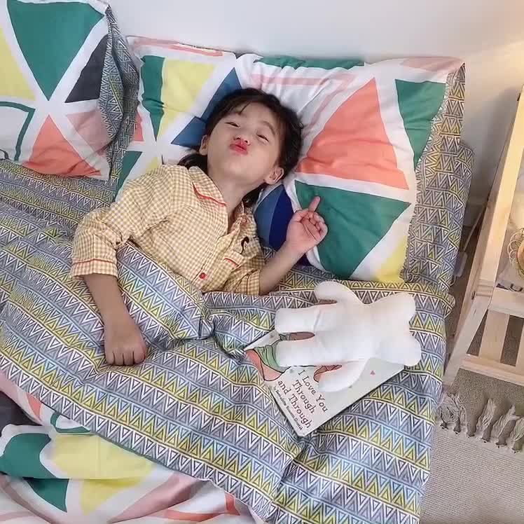 91家纺网 家纺一手货源 找家纺 星期八 2020新款全棉13070开学四件套 三角几何