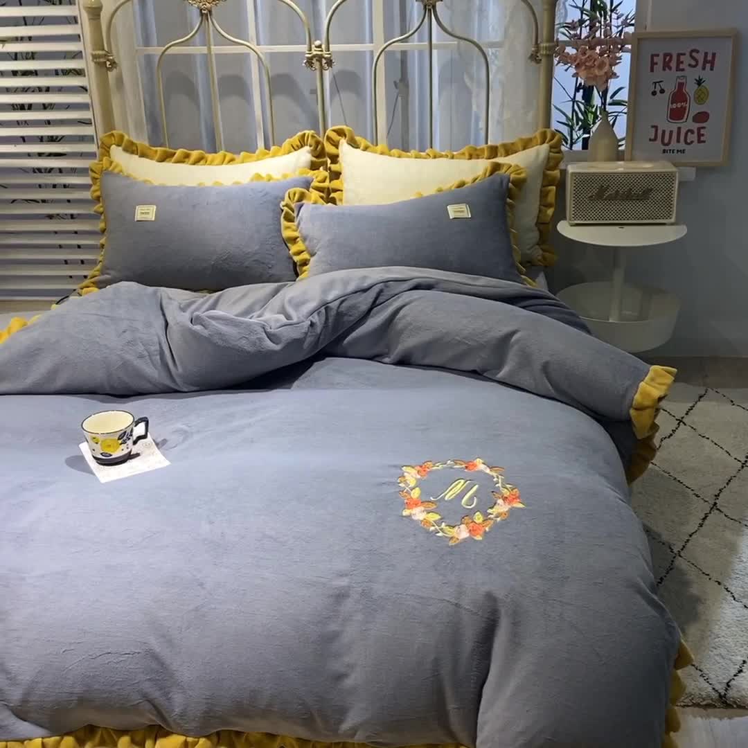 91家纺网 家纺一手货源 找家纺 艾米家居 2020新款牛奶绒四件套花语系列 浅灰