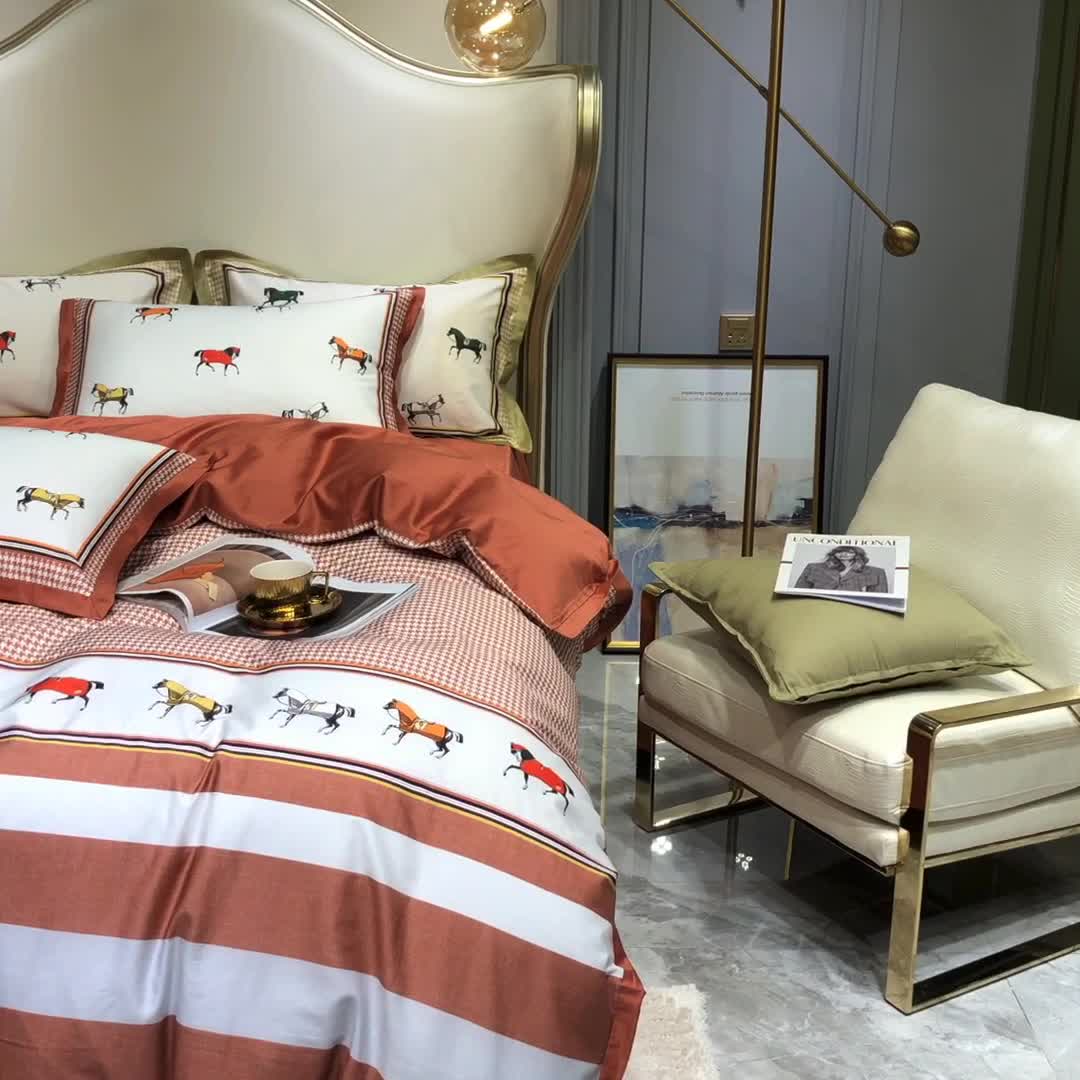 91家纺网 家纺一手货源 找家纺 优然居 2020新款小边款数码印花四件套 艾尔玛秋叶红