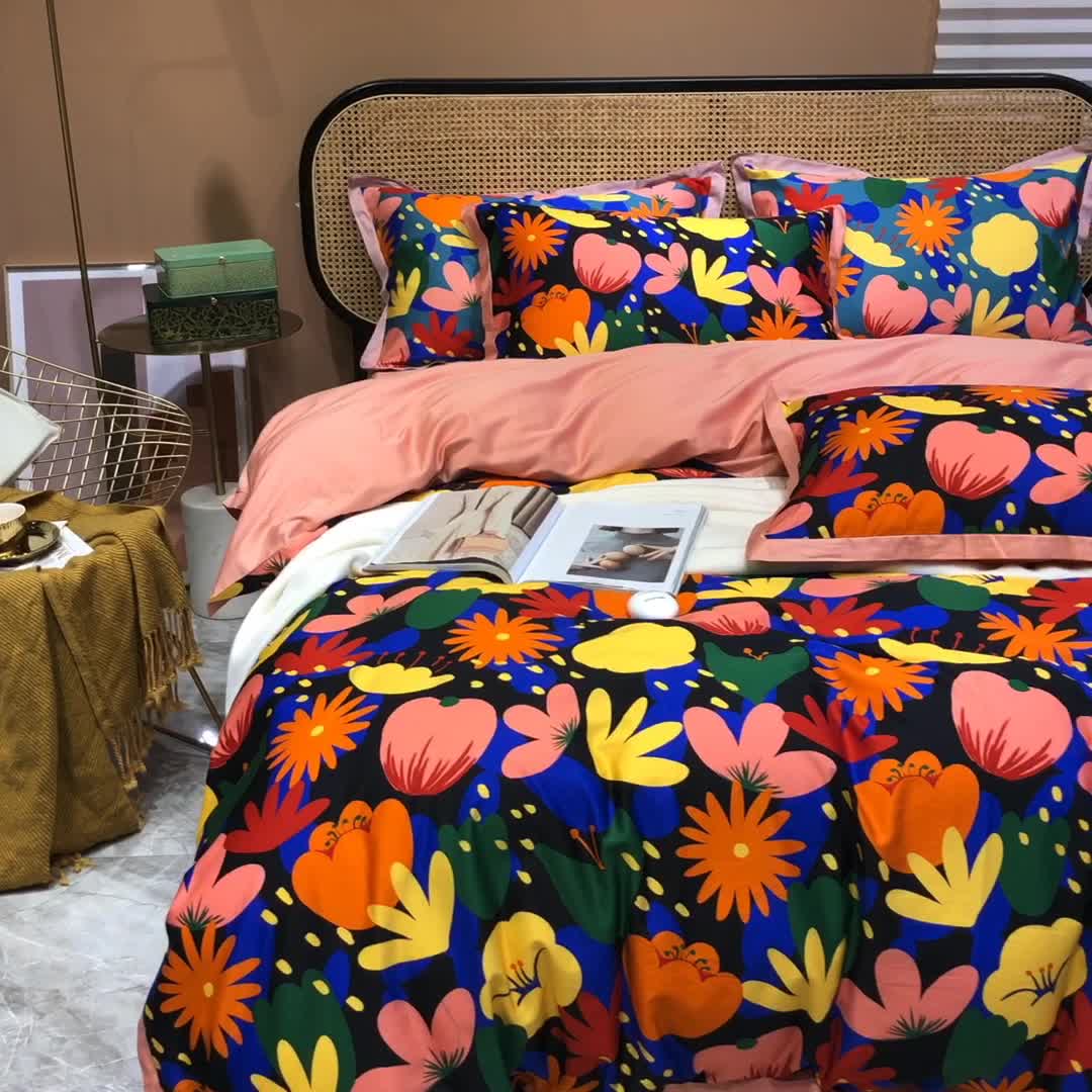 91家纺网 家纺一手货源 找家纺 优然居 2020新款小边款数码印花四件套 花蕊黑