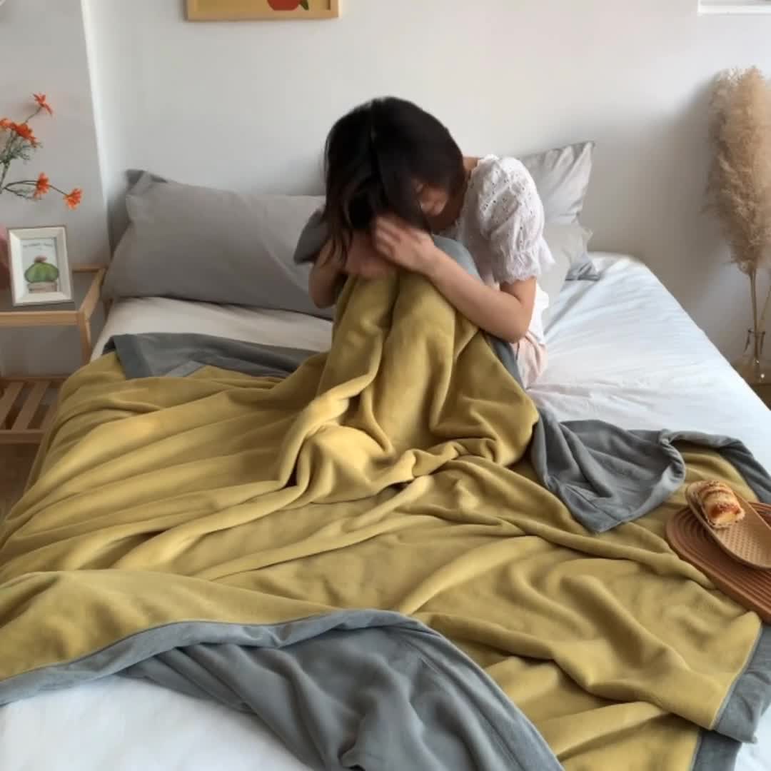 91家纺网 家纺一手货源 找家纺 法芙娜家纺  新品 AB复合毯 牛奶绒加厚毛毯 黄灰