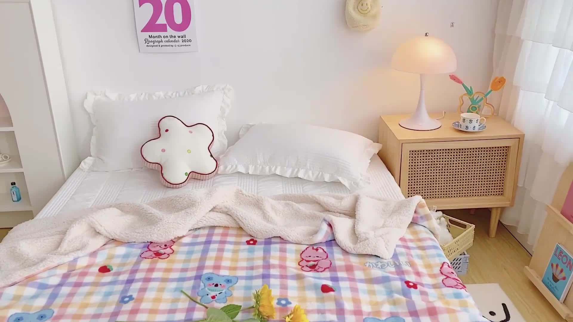 91家纺网 家纺一手货源 找家纺 顾里2020新款ins网红少女心温暖牌羊羔绒毯 彩格考拉