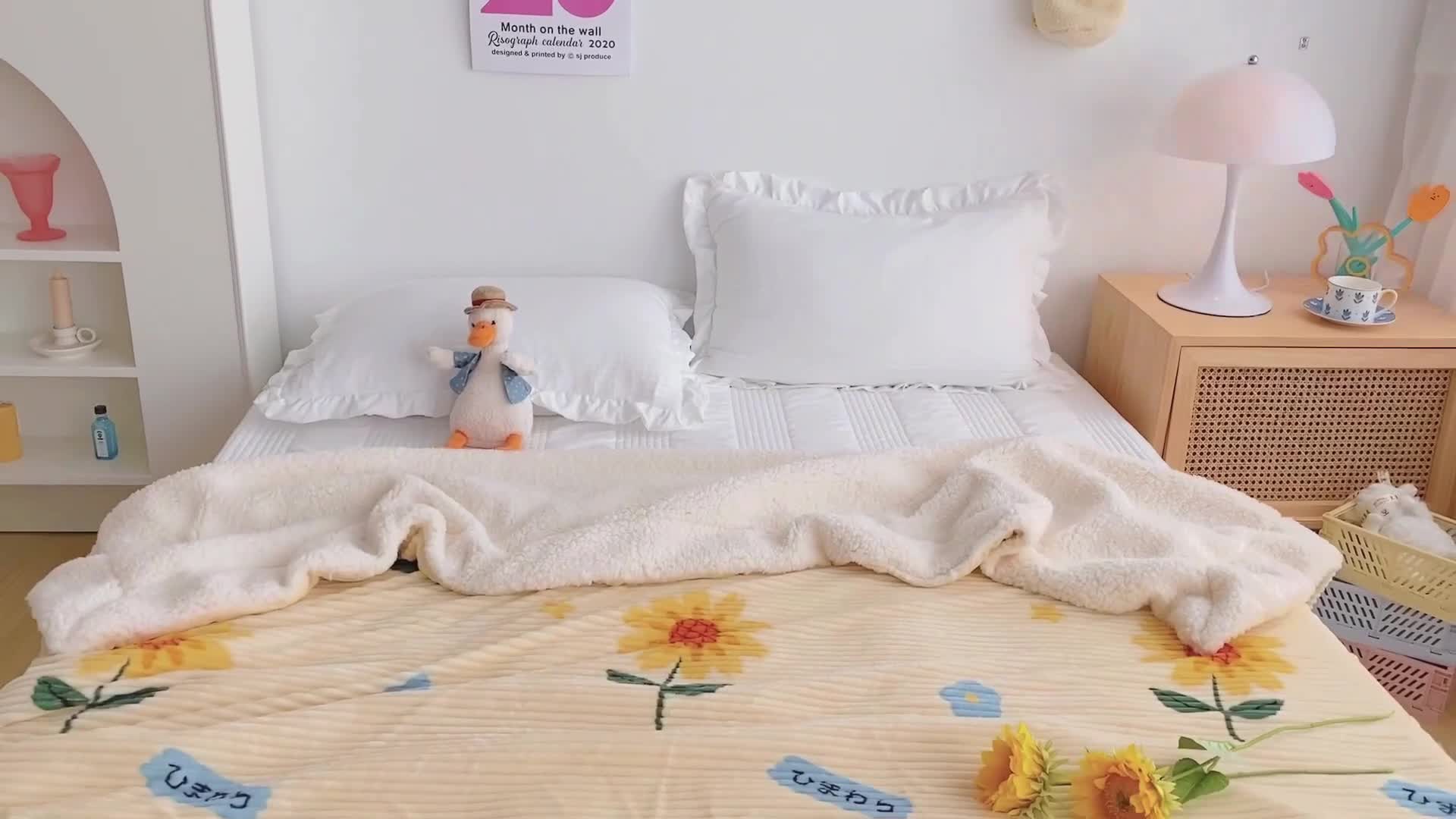 91家纺网 家纺一手货源 找家纺 顾里 新款ins网红少女心温暖牌魔法牛奶绒毛毯 向日葵