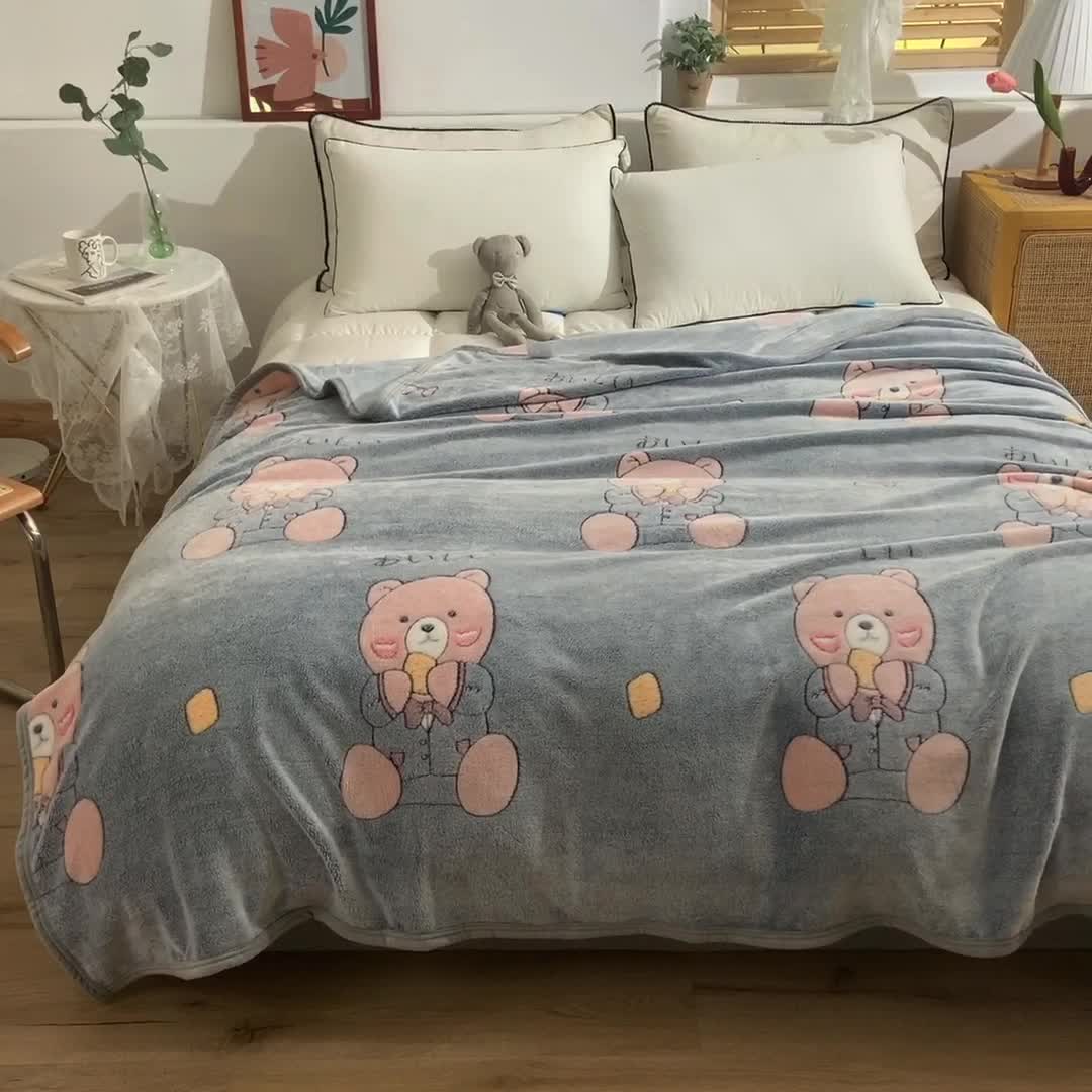 91家纺网 家纺一手货源 找家纺 甜之梦 2025新款310g雪花绒单品毛毯 小熊维尼