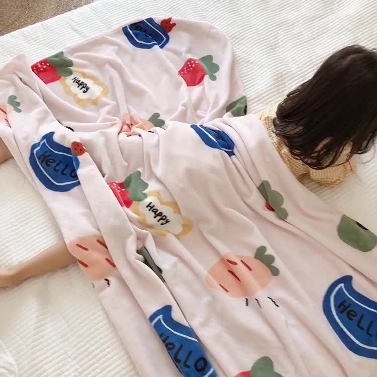 91家纺网 家纺一手货源 找家纺 星期八2020新款双层宝宝绒盖毯被毯子毛毯模特图 小萝卜