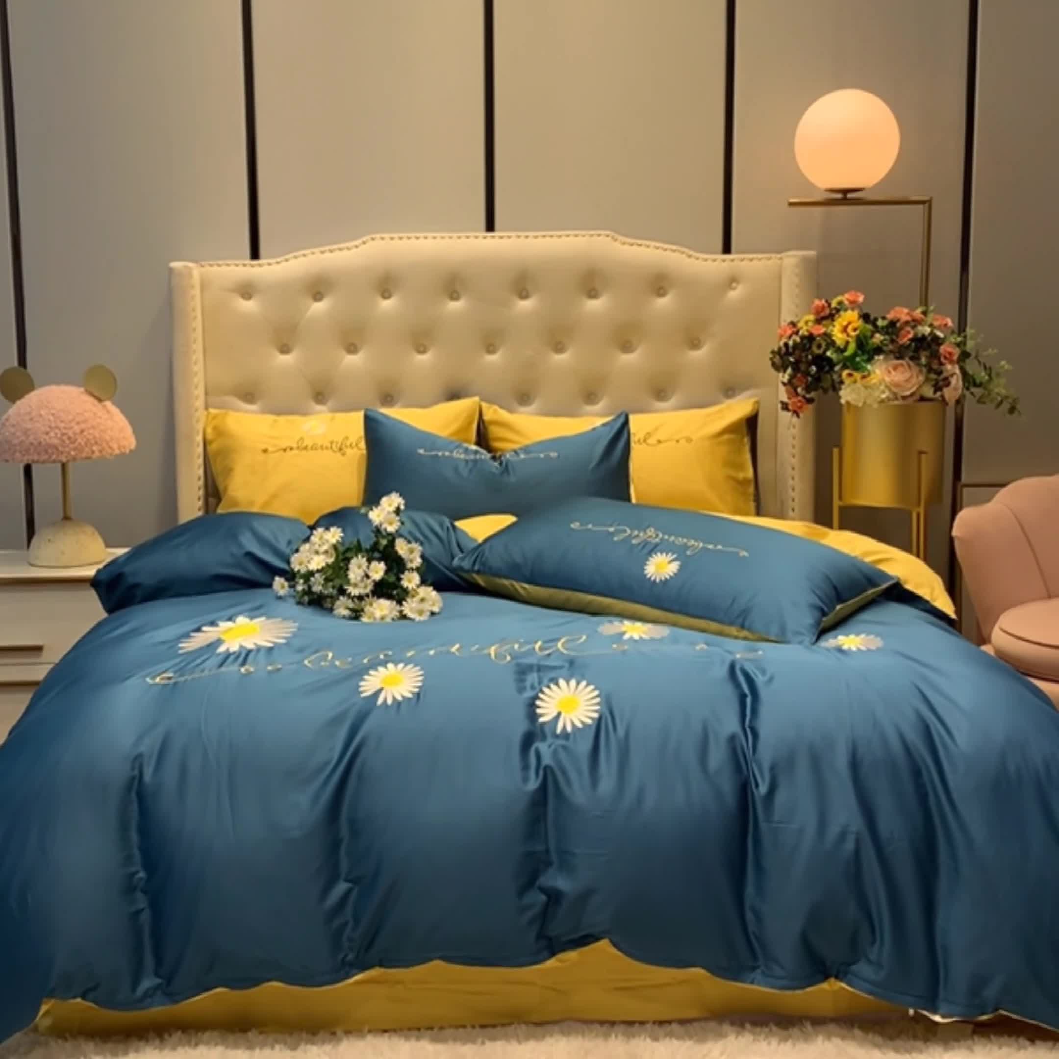 91家纺网 家纺一手货源 找家纺 眠帛家居 2020新款贡缎全棉绣花系列 雏菊月光蓝