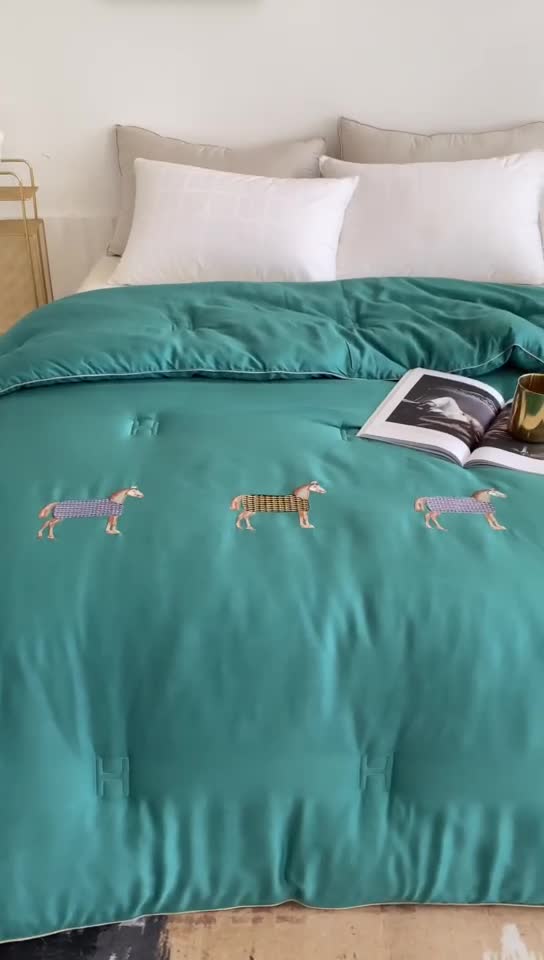 91家纺网 家纺一手货源 找家纺 久典2020天丝莫代尔抗菌被艾马仕系列 艾马仕-绿