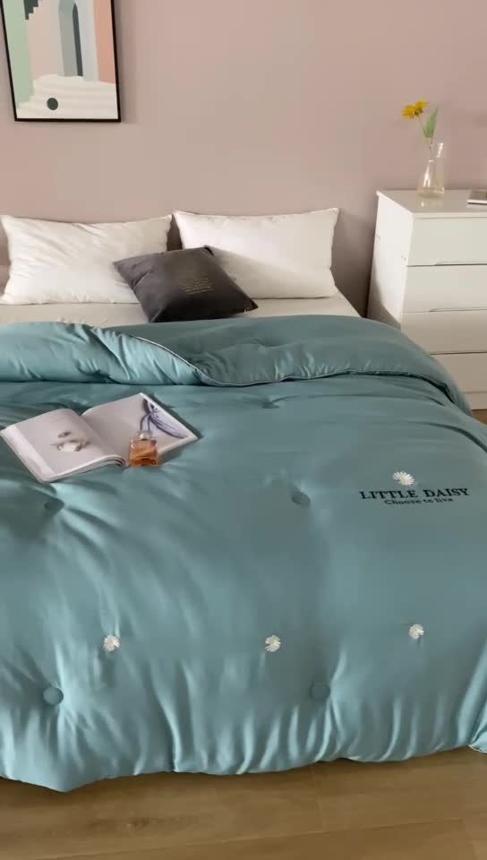 91家纺网 家纺一手货源 找家纺 久典2020新款天丝莫代尔抗菌被小雏菊系列 小雏菊-蓝