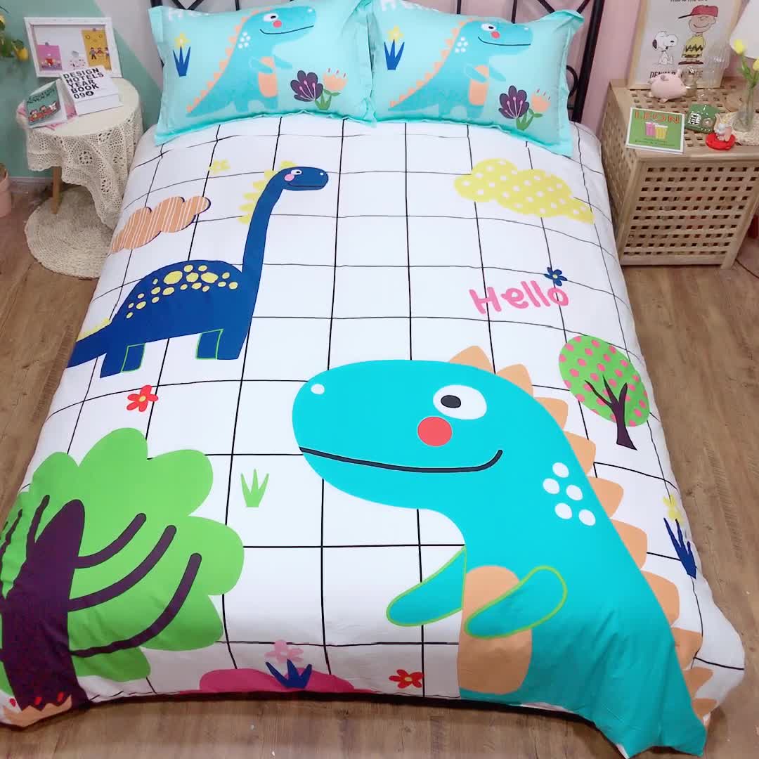 91家纺网 家纺一手货源 找家纺 金爱家 2021新款13070卡通全棉四件套 独家恐龙森林白