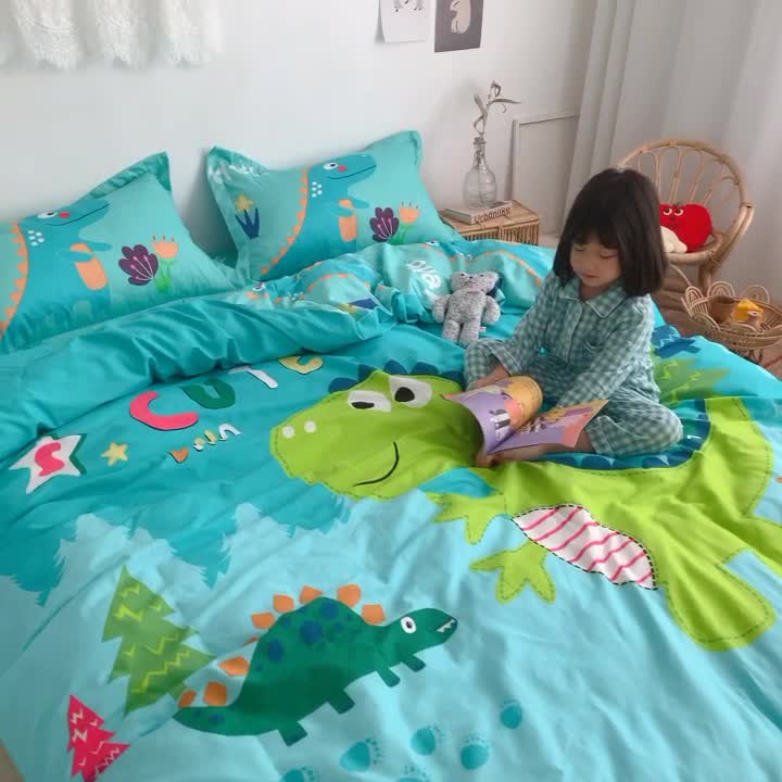 91家纺网 家纺一手货源 找家纺 金爱家 2021新款13372卡通全棉四件套 独家恐龙森林绿