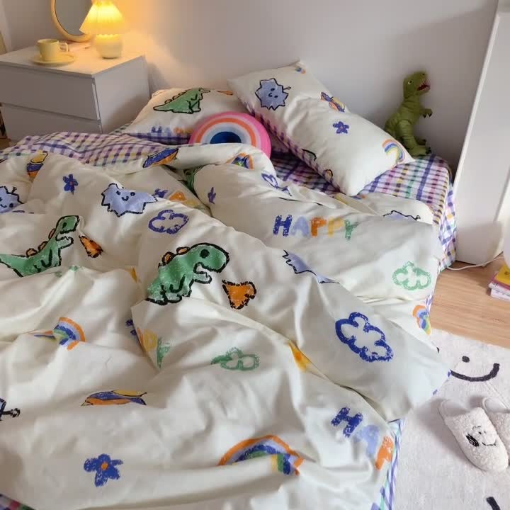 91家纺网 家纺一手货源 找家纺 星期八 2021新款13372你好春天系列四件套 happy恐龙