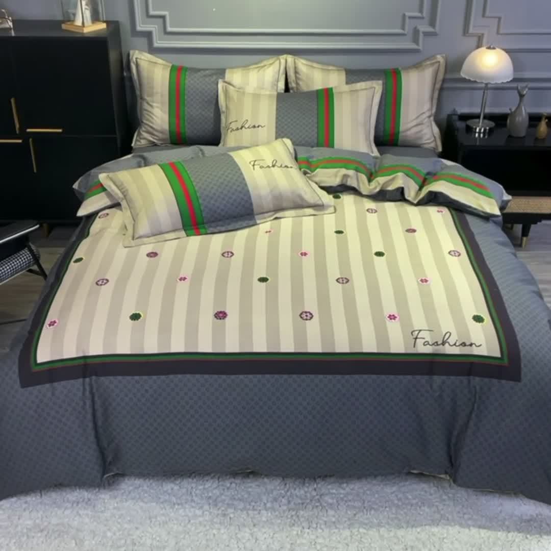 91家纺网 家纺一手货源 找家纺 金爱家 2021新款全棉13372四件套条格简约系列 古奈