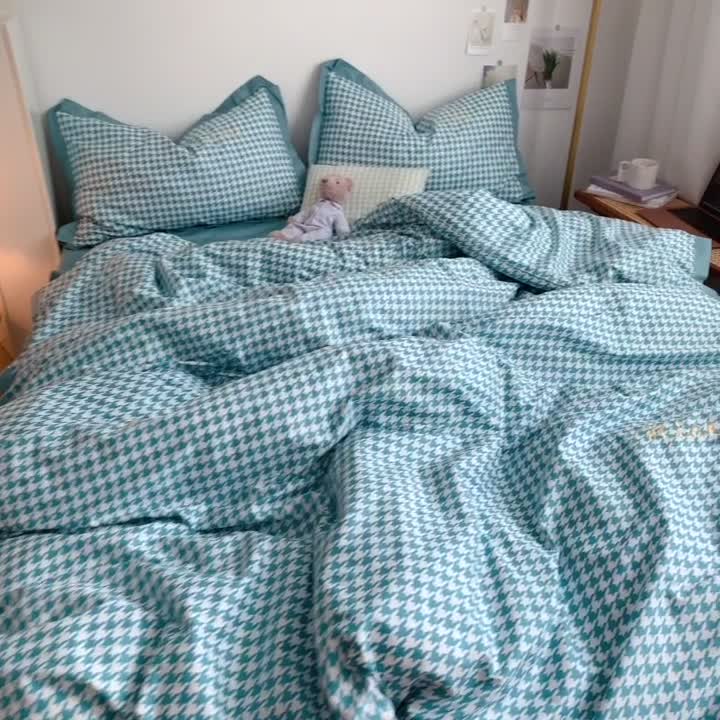 91家纺网 家纺一手货源 找家纺 星期八 2021新款13372千鸟格刺绣四件套 千鸟格蓝