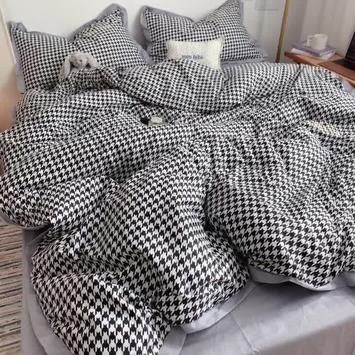 91家纺网 家纺一手货源 找家纺 星期八 2021新款13372千鸟格刺绣四件套 千鸟格黑