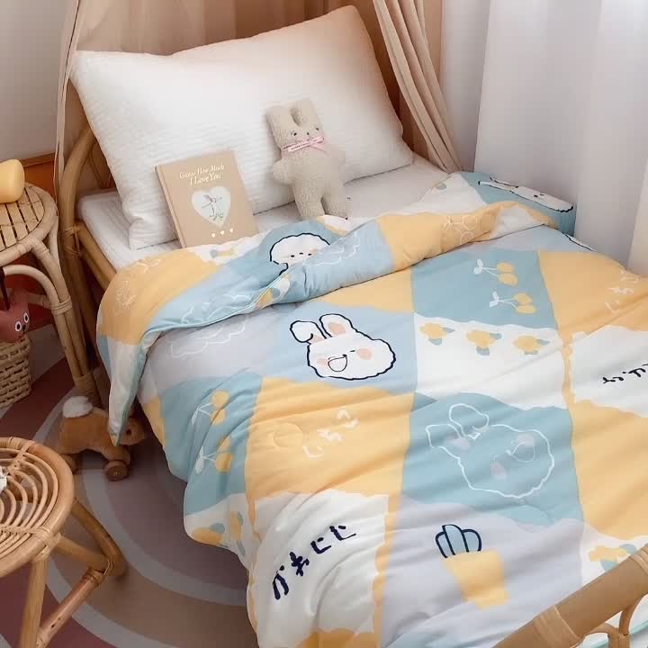 91家纺网 家纺一手货源 找家纺 星期八 2021新款裸睡大豆针织棉儿童夏被 兔子屋