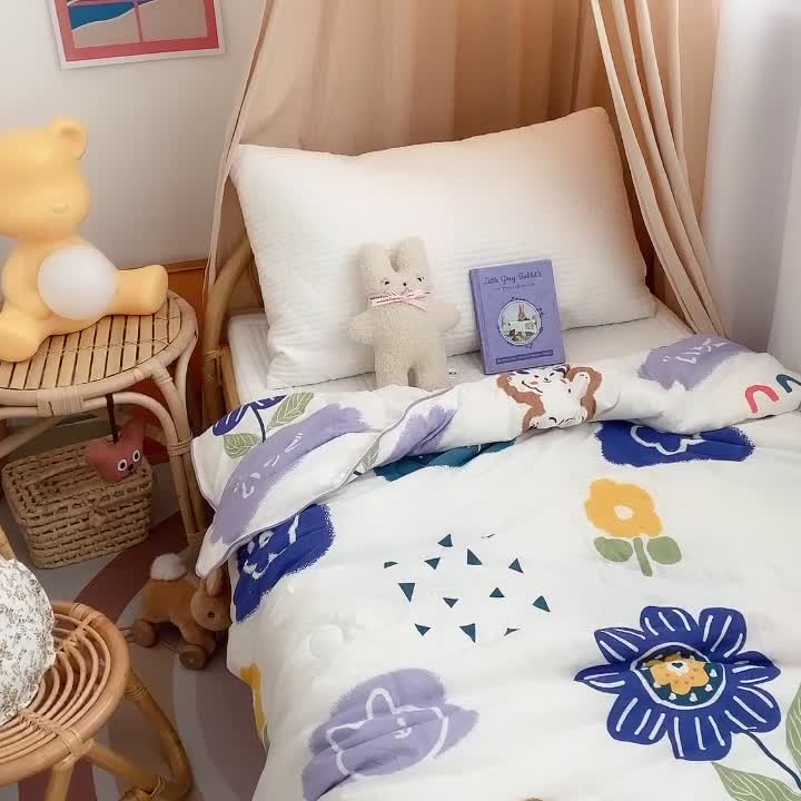 91家纺网 家纺一手货源 找家纺 星期八 2021新款裸睡大豆针织棉儿童夏被 向日葵