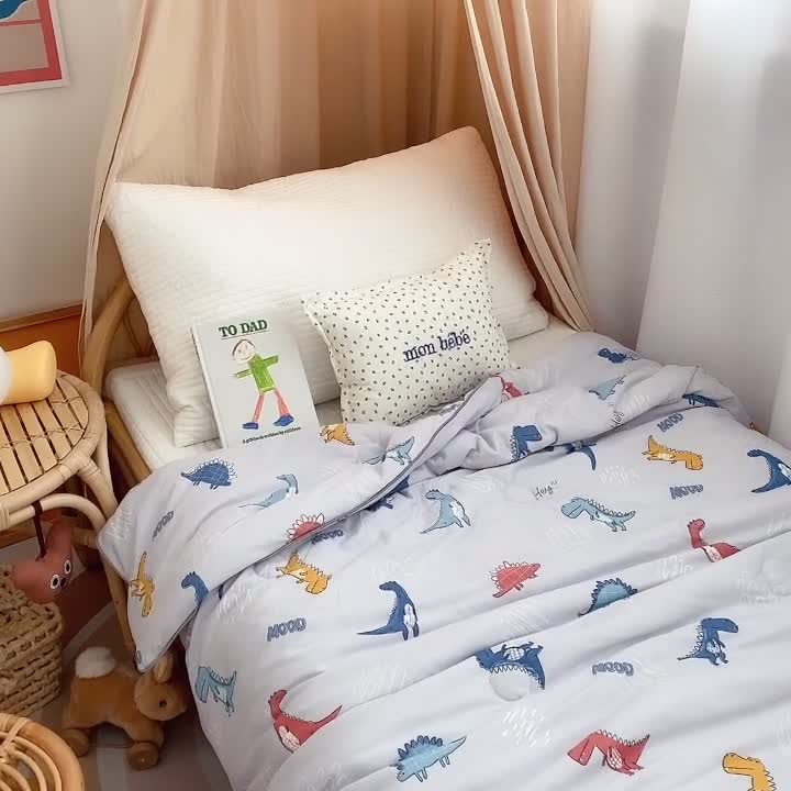 91家纺网 家纺一手货源 找家纺 星期八 2021新款裸睡大豆针织棉儿童夏被 小恐龙