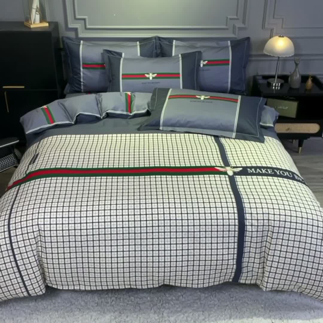 91家纺网 家纺一手货源 找家纺 金爱家 2021新款全棉13372四件套条格简约系列英伦潮流