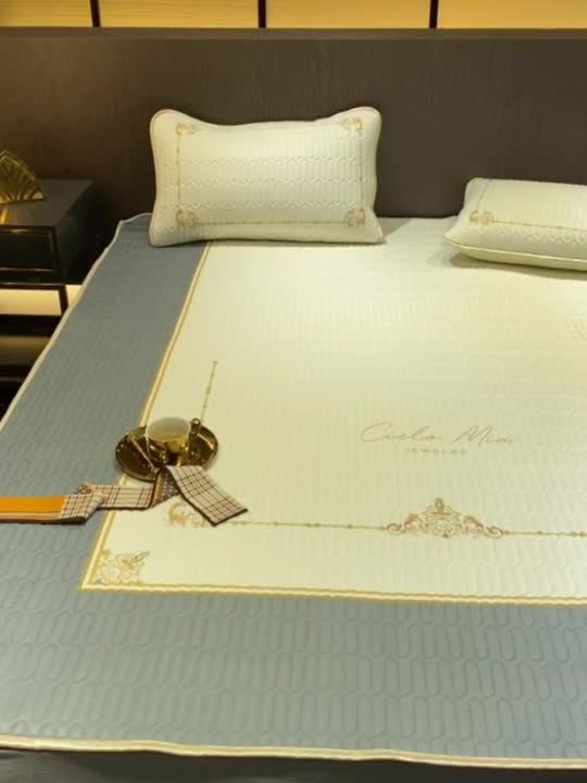 91家纺网 家纺一手货源 找家纺 凡客 2022春夏新款大版数码印花凉感丝乳胶凉席三件套 琳琅