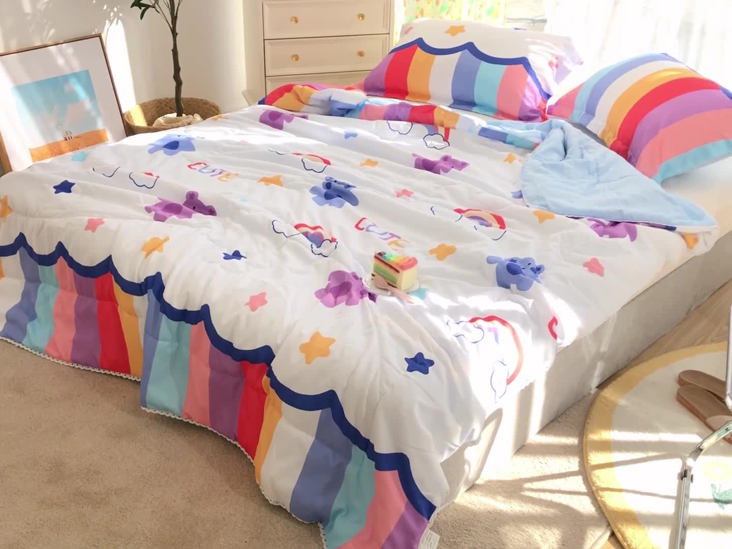 91家纺网 家纺一手货源 找家纺 慕尚 2025新款水洗棉夏被 彩虹熊