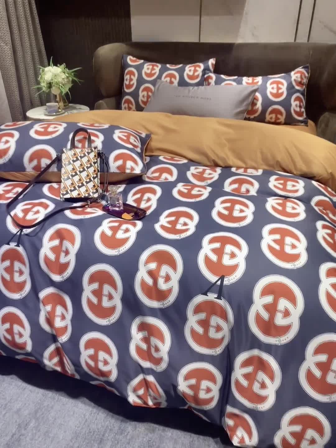 91家纺网 家纺一手货源 找家纺 凡客 2021春夏新款60支水洗真丝数码印花四件套轻奢风系列 安纳巴伦