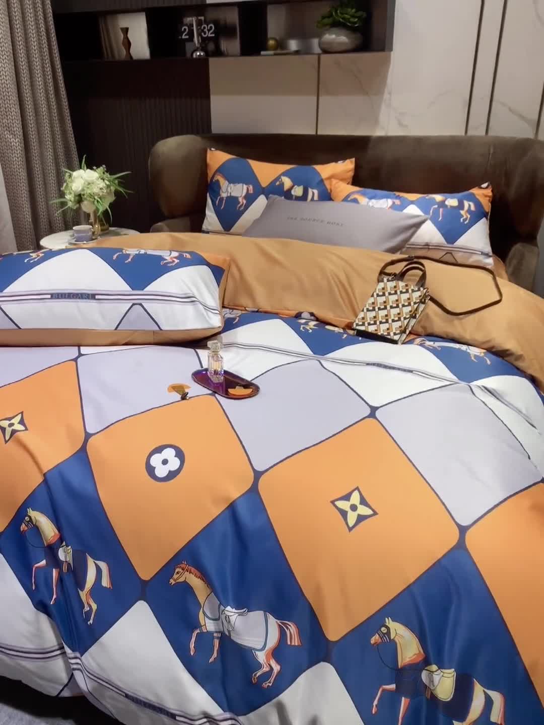 91家纺网 家纺一手货源 找家纺 凡客 2021春夏新款60支水洗真丝数码印花四件套轻奢风系列 塞勒斯克