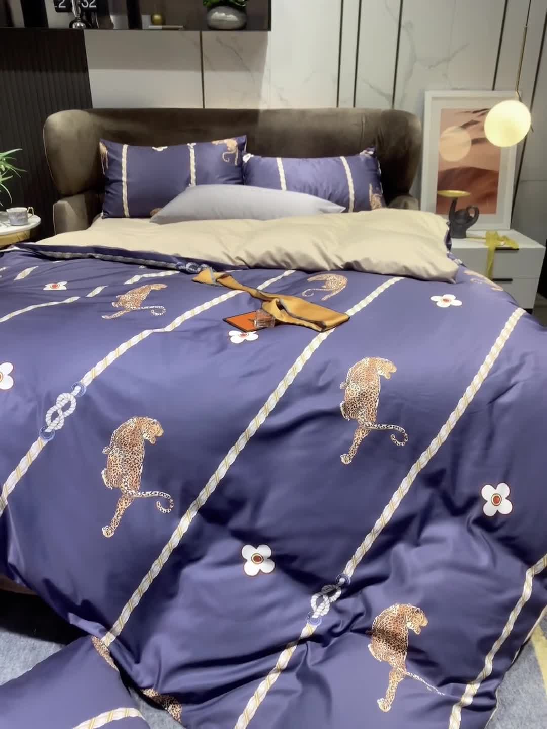 91家纺网 家纺一手货源 找家纺 凡客 2021春夏新款60支水洗真丝数码印花四件套轻奢风系列 斯图尔特