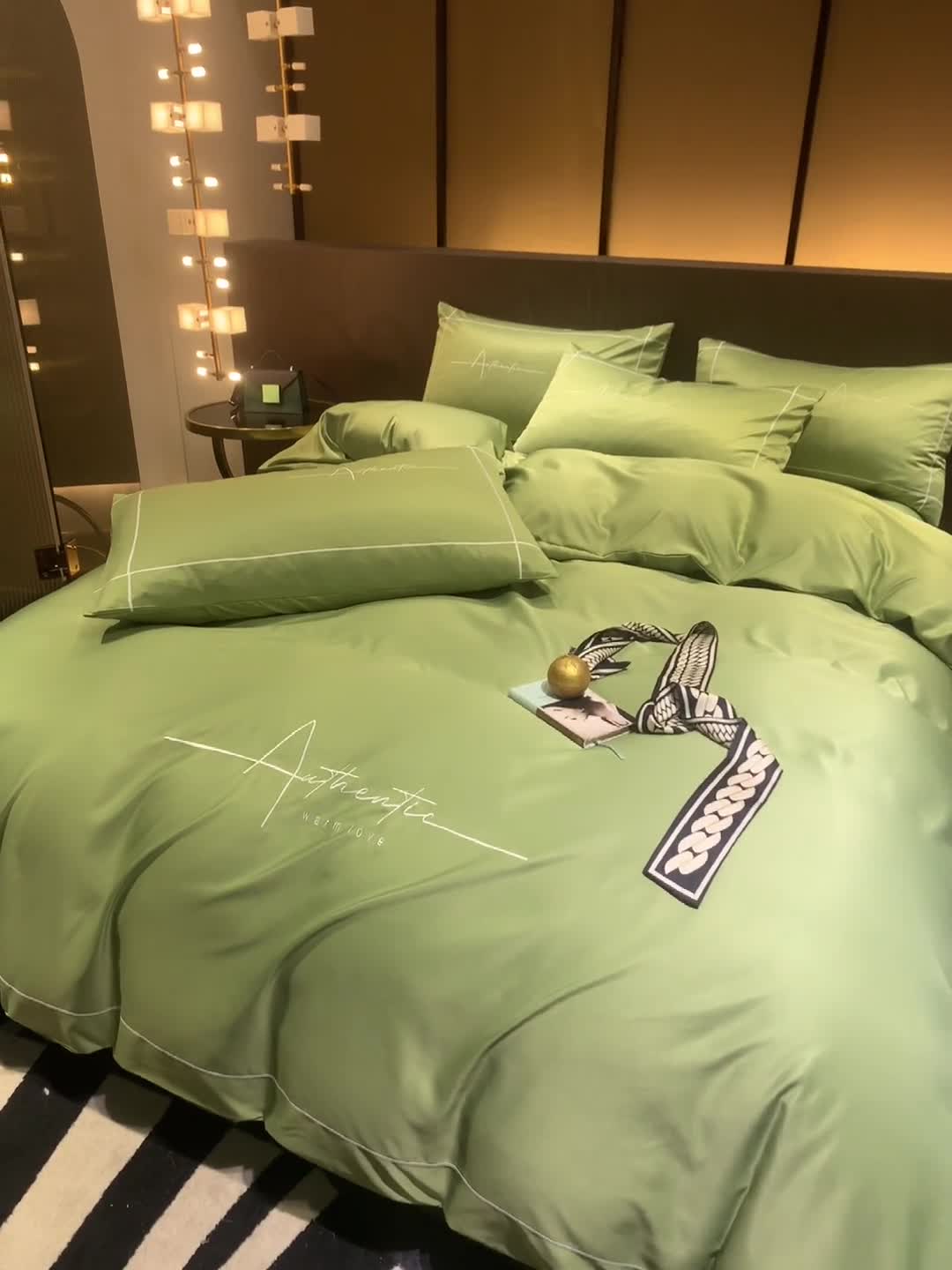 91家纺网 家纺一手货源 找家纺 凡客 2021春夏新款60支水洗真丝绣花四件套 圣卡罗-清新绿