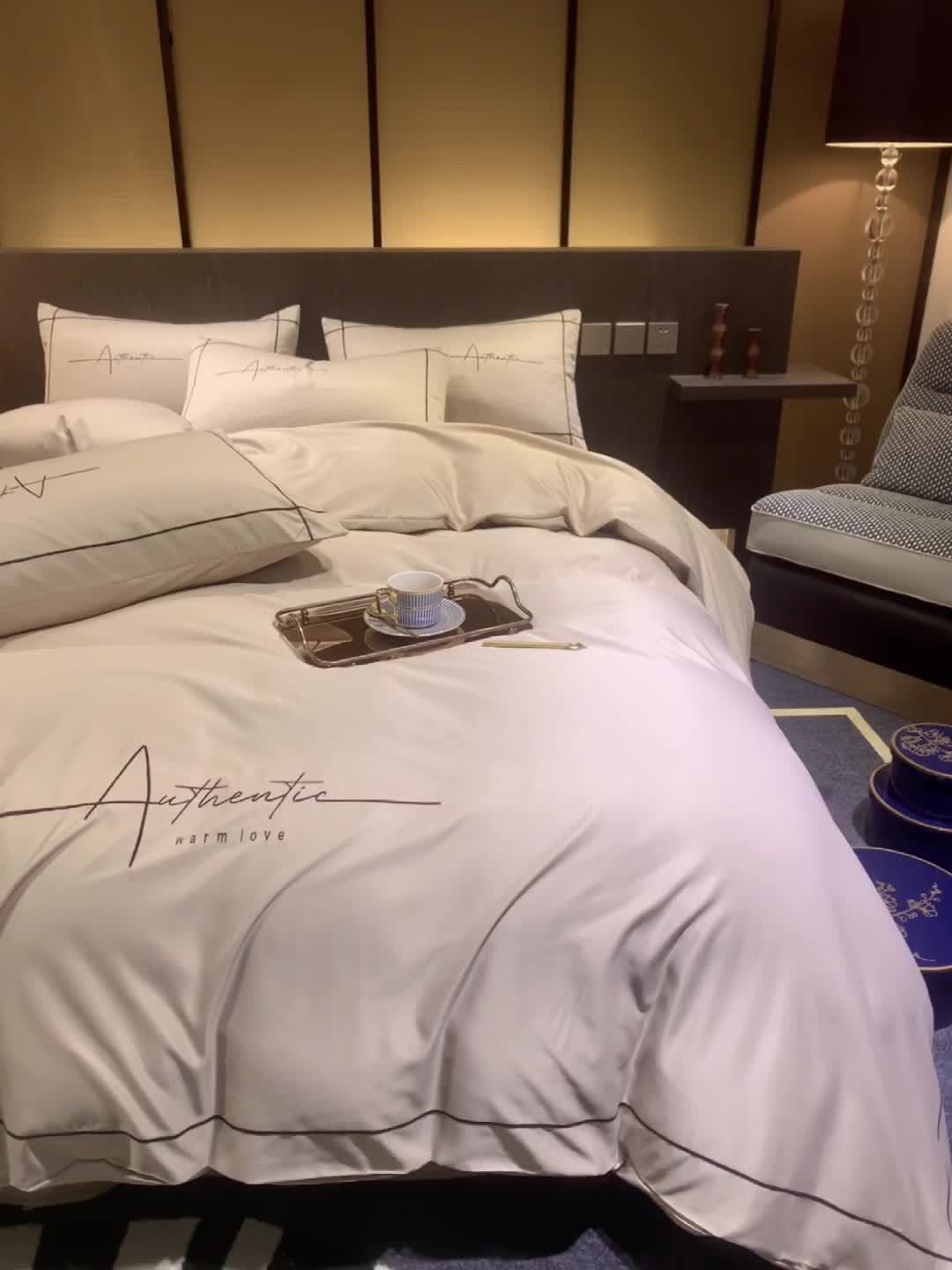 91家纺网 家纺一手货源 找家纺 凡客 2021春夏新款60支水洗真丝绣花四件套 圣卡罗-浅香槟