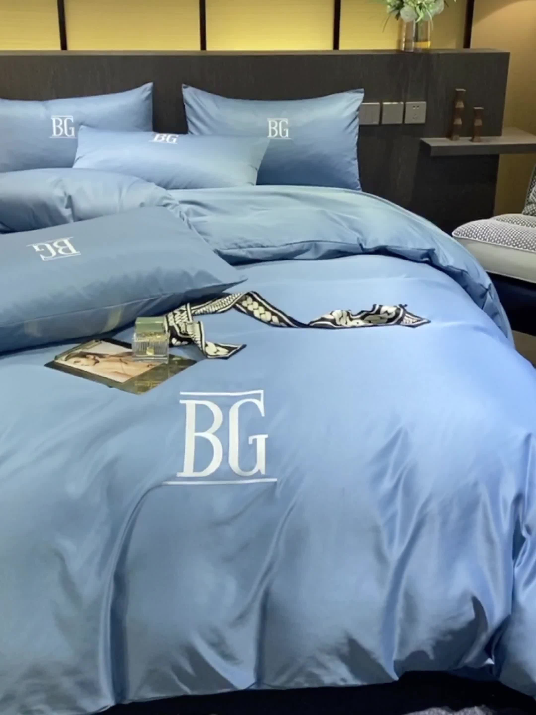 91家纺网 家纺一手货源 找家纺 凡客 2021春夏新款60支水洗真丝绣花四件套 路易斯-宝石蓝