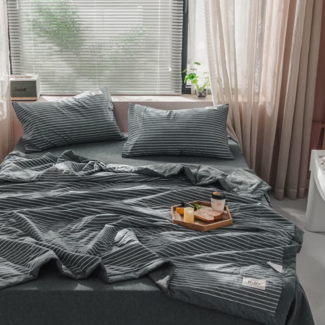 91家纺网 家纺一手货源 找家纺 久典 新款全棉色织水洗棉大豆被夏被四件套 灰细条