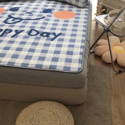 91家纺网 家纺一手货源 找家纺 慕尚2025实拍图大版乳胶席 笑脸