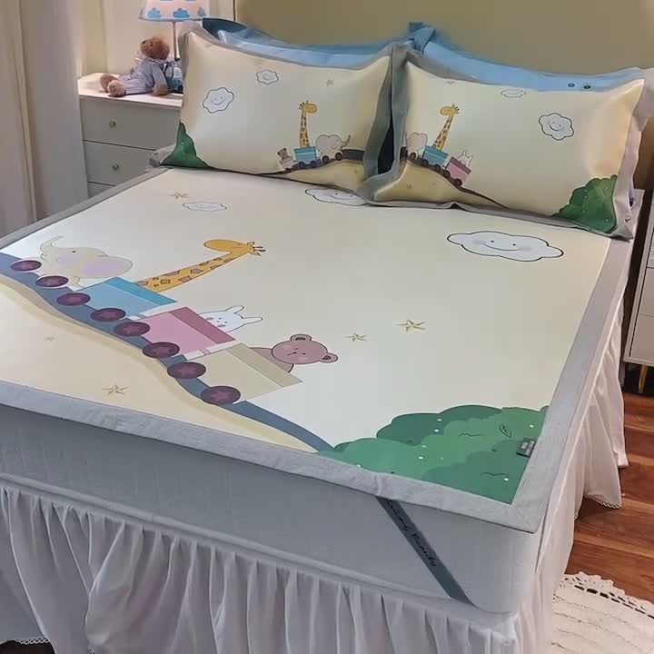 91家纺网 家纺一手货源 找家纺 本希家居 2021新款高端可水洗冰丝席数码印花 快乐小火车