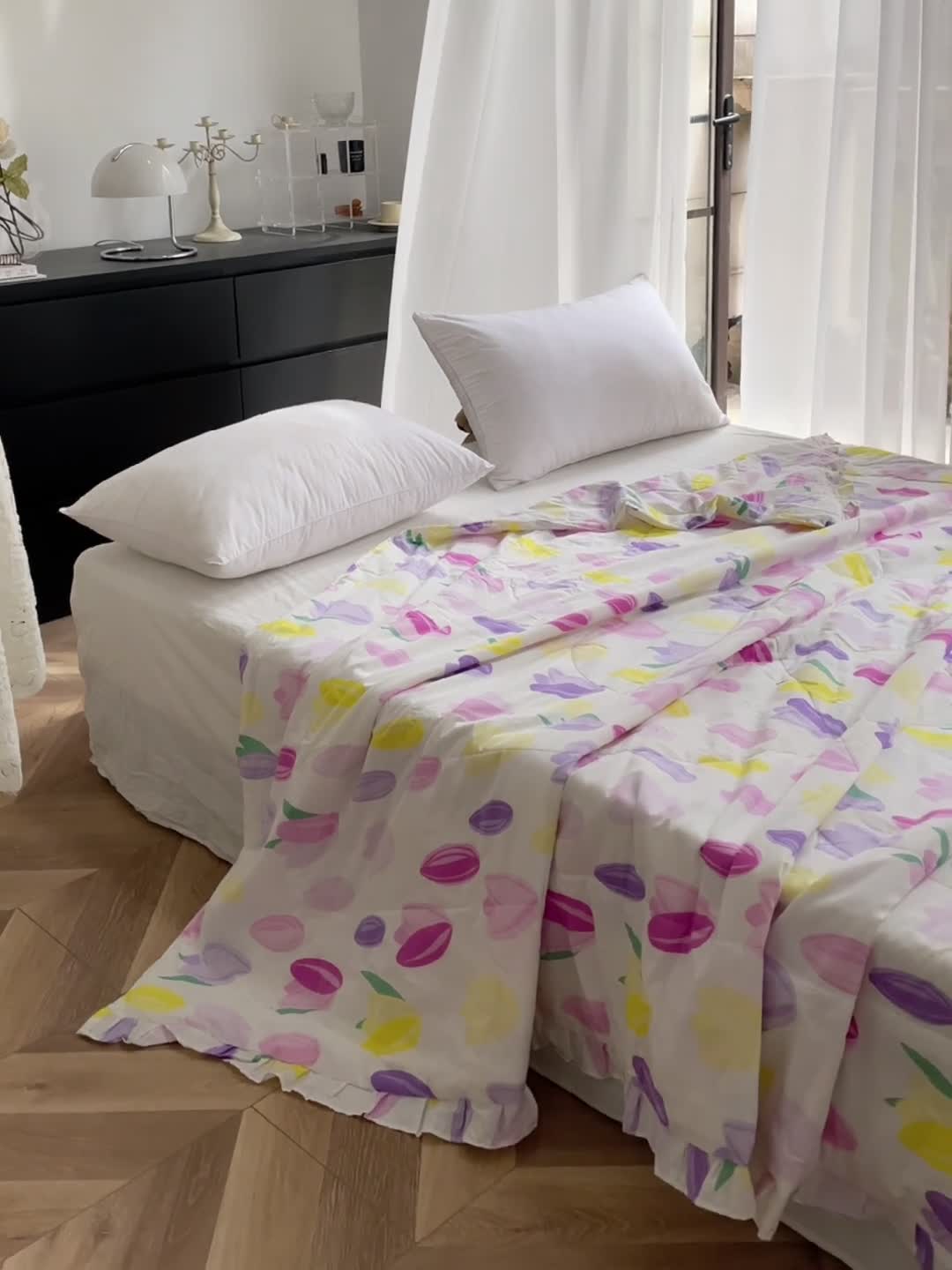 91家纺网 家纺一手货源 找家纺 星期八 2021新款田园风奶油花边大豆夏被 郁金香