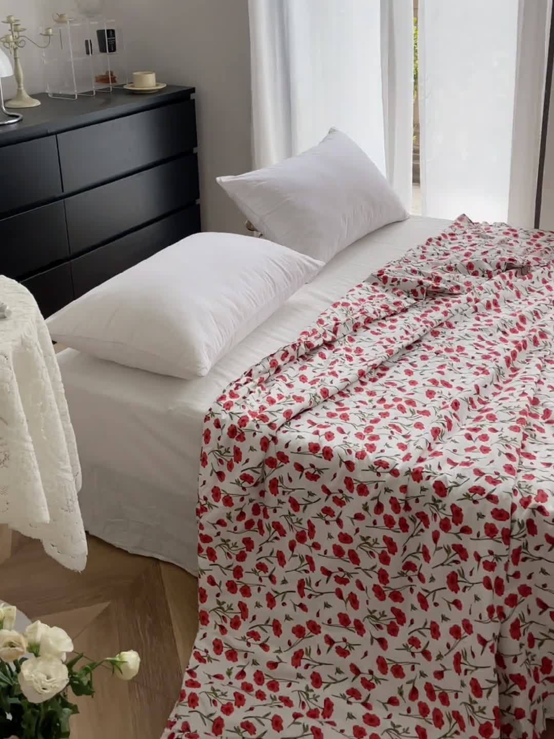 91家纺网 家纺一手货源 找家纺 星期八 2021新款田园风奶油花边大豆夏被 花艺