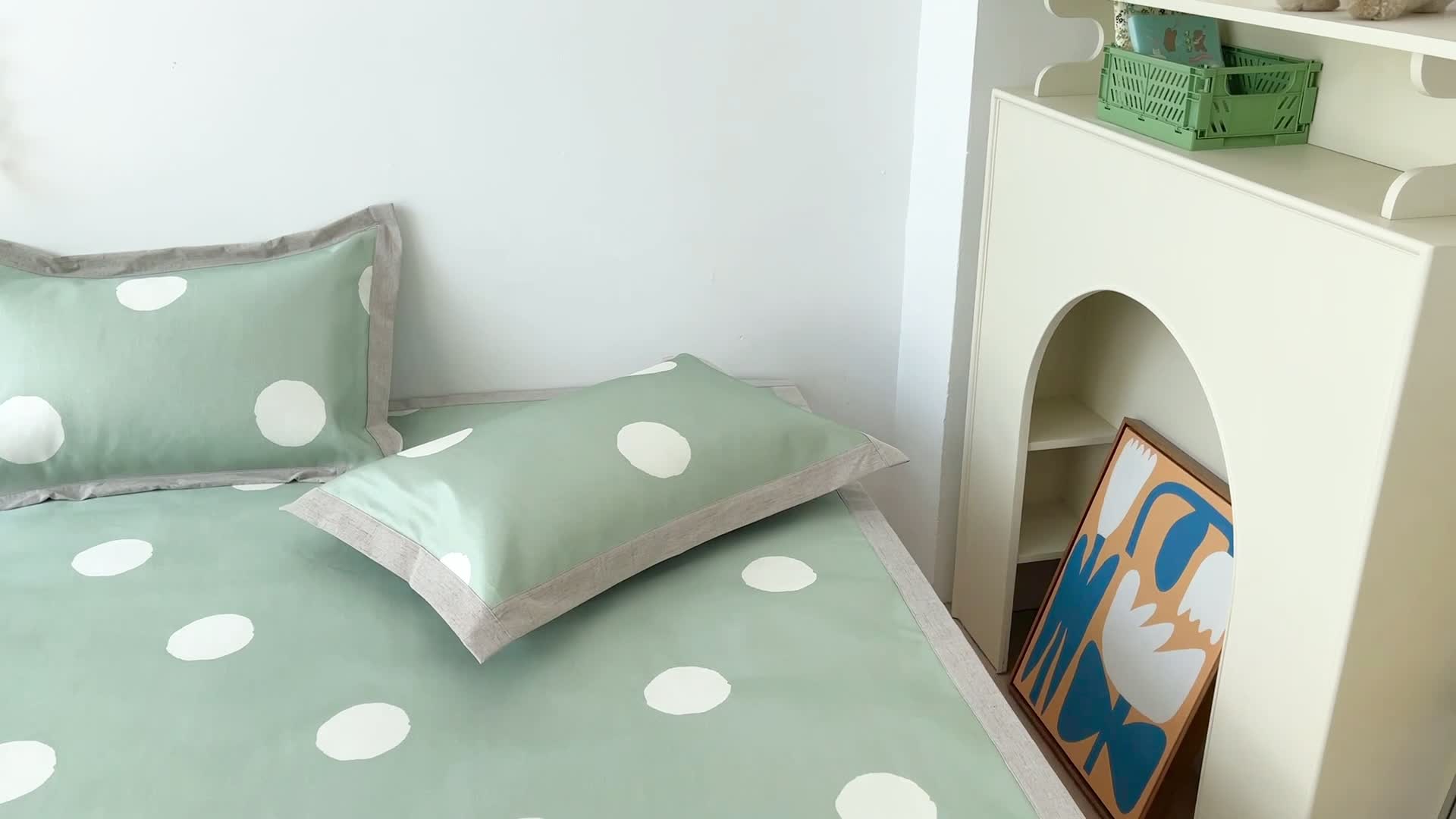 91家纺网 家纺一手货源 找家纺 时年 2021新款水洗养生冰丝凉席 波点绿