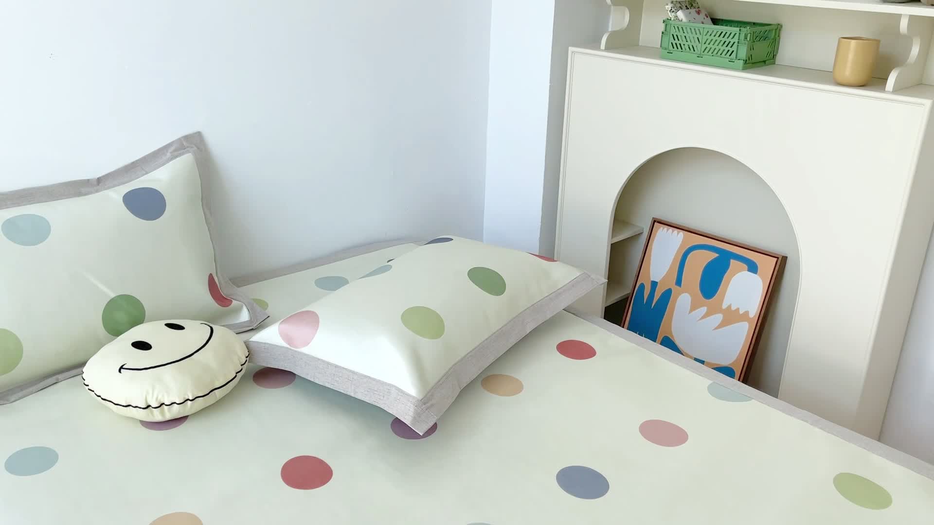 91家纺网 家纺一手货源 找家纺 时年 2021新款水洗养生冰丝凉席 彩色波点