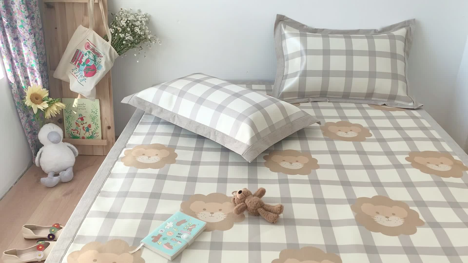 91家纺网 家纺一手货源 找家纺 时年 2021新款水洗养生冰丝凉席 小狮子