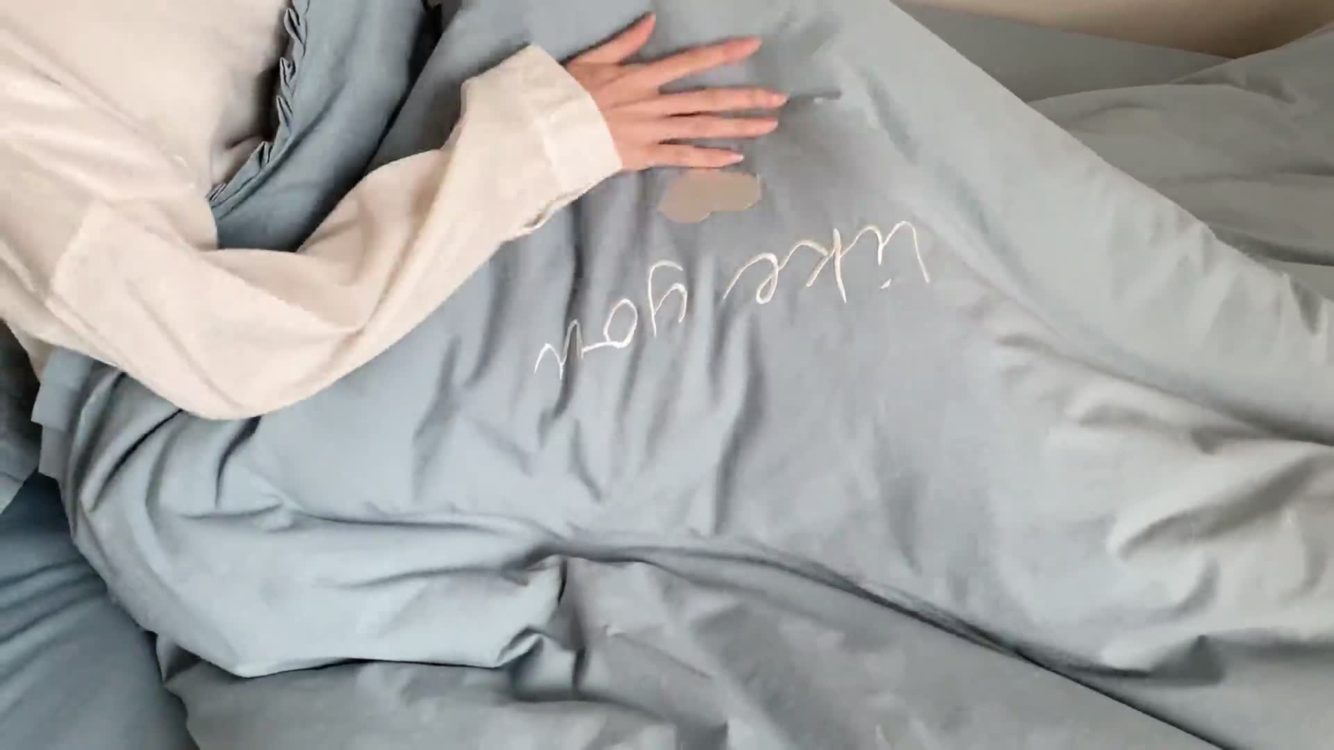 91家纺网 家纺一手货源 找家纺 六巷胡同 2021新款ins风水洗棉木耳边系列 ins冰蓝