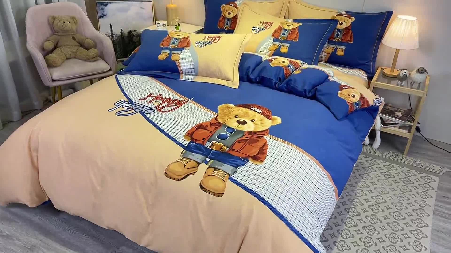 91家纺网 家纺一手货源 找家纺 金爱家 2021新款大版磨毛卡通系列四件套 快乐熊宝