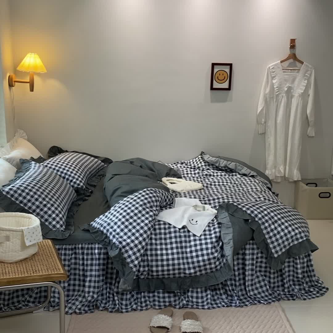 91家纺网 家纺一手货源 找家纺 绵庭家纺 2024新款全棉喷气床裙款四件套 黑小格