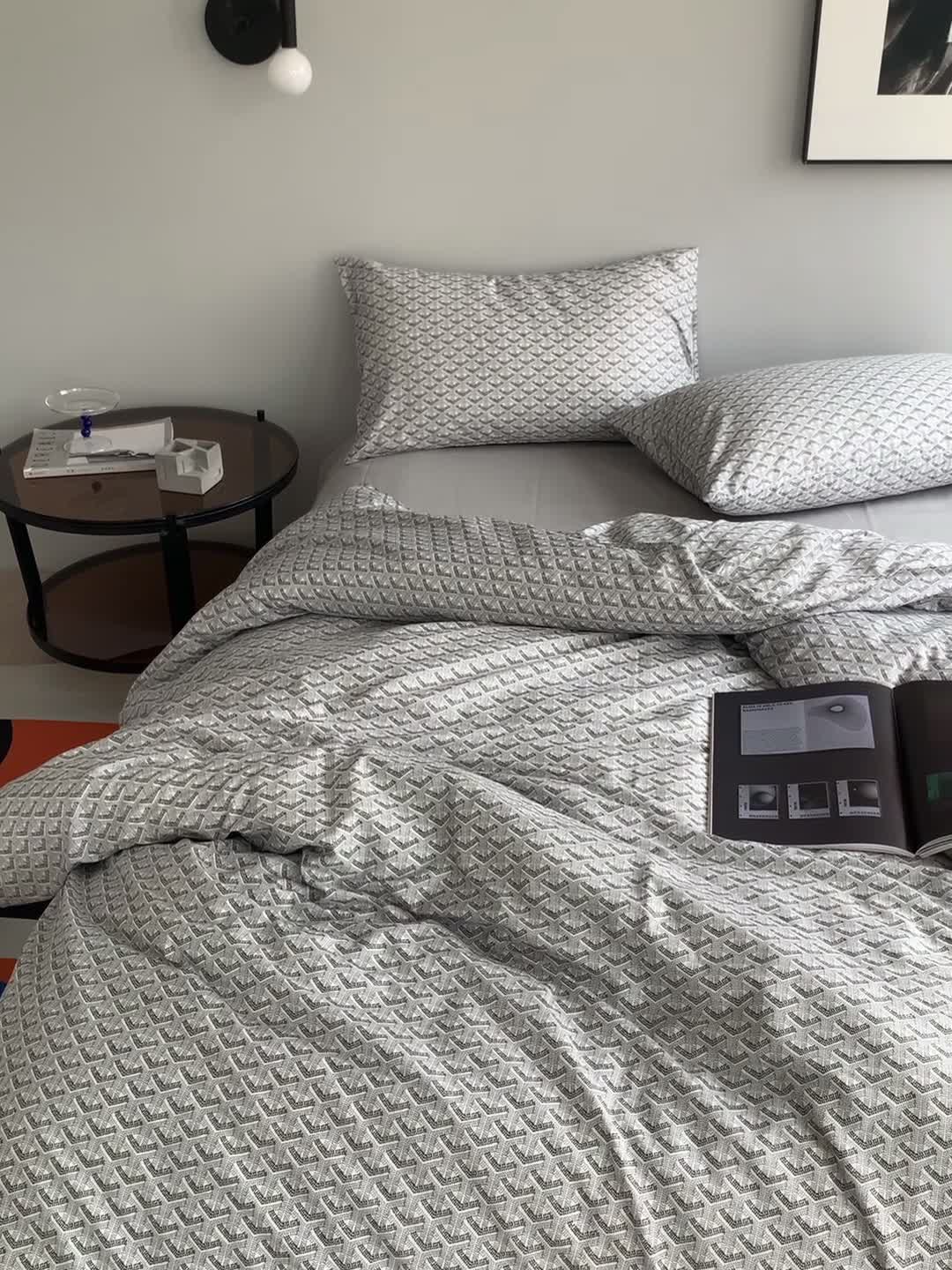 91家纺网 家纺一手货源 找家纺 怡家居 2021新款全棉轻奢四件套 淡墨