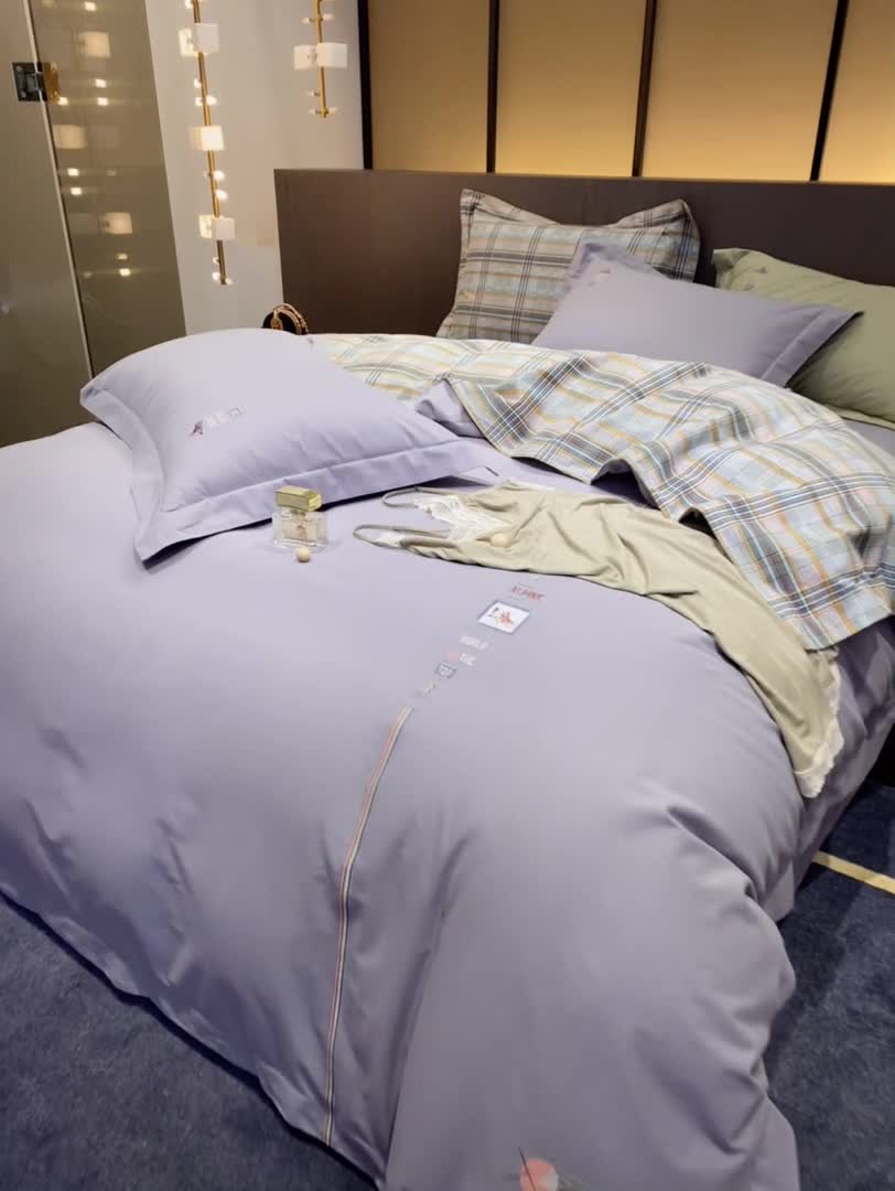 91家纺网 家纺一手货源 找家纺 威克凯丽 秋冬绣花3636磨毛四件套 梦幻天空-高级灰