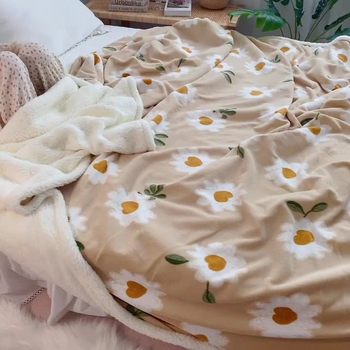 91家纺网 家纺一手货源 找家纺 萝莉家纺 2021保暖加厚牛奶绒毛毯羊羔绒毯子被套毯妮可黄