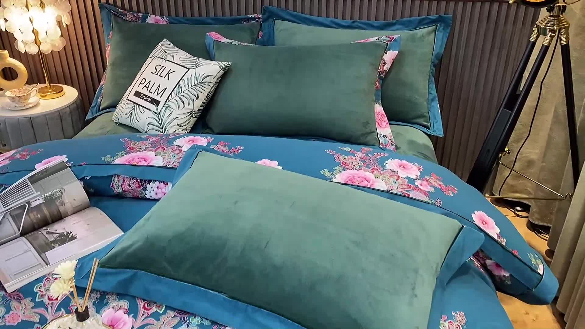 91家纺网 家纺一手货源 找家纺 杜先生2021新款230克牛奶绒拼角被边款四件套绝代年华墨绿