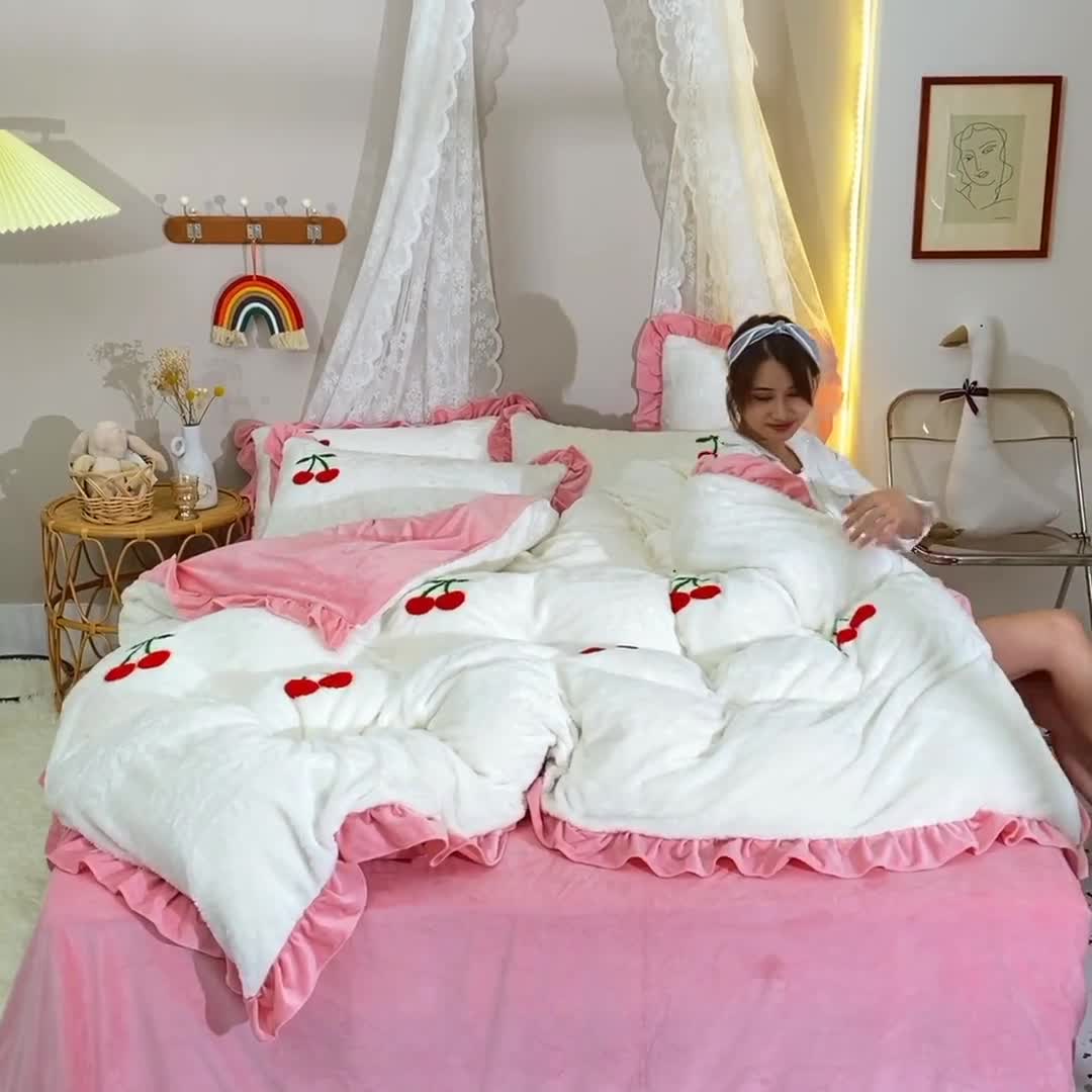 91家纺网 家纺一手货源 找家纺 欧冠 2021新款INS韩式公主兔兔绒四件套 樱桃