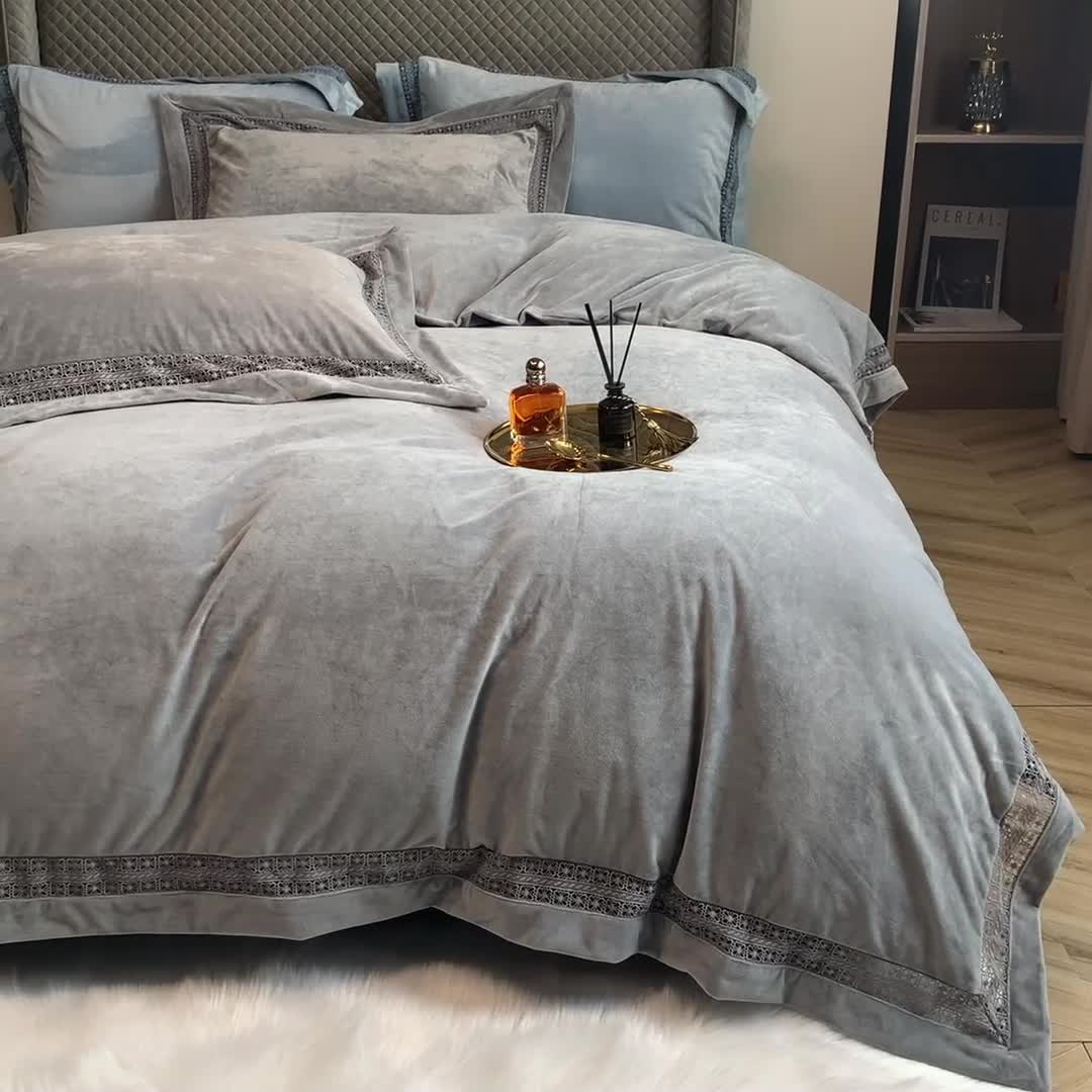 91家纺网 家纺一手货源 找家纺 榻尚 2023新款婴儿绒牛奶绒纯色镂空高端绒四件套 银河灰