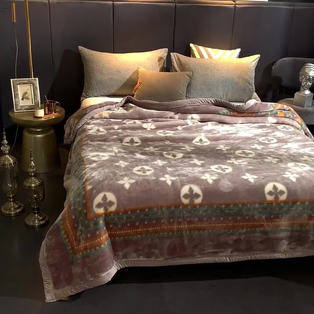 91家纺网 家纺一手货源 找家纺 凯轩毛毛毯毯子 2024新款安哥拉云毛毯毯子 时尚元素