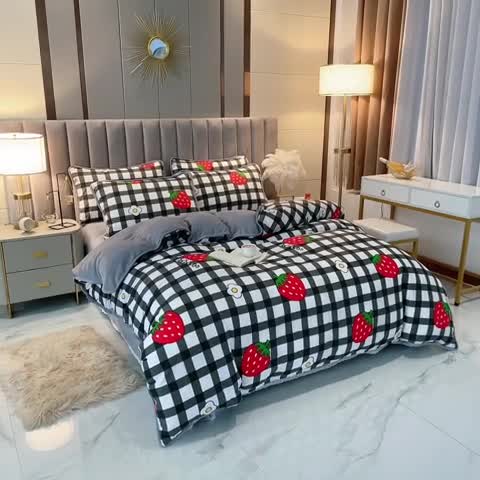 91家纺网 家纺一手货源 找家纺 琪琪阁 2021新款全棉+牛奶绒四件套温馨草莓